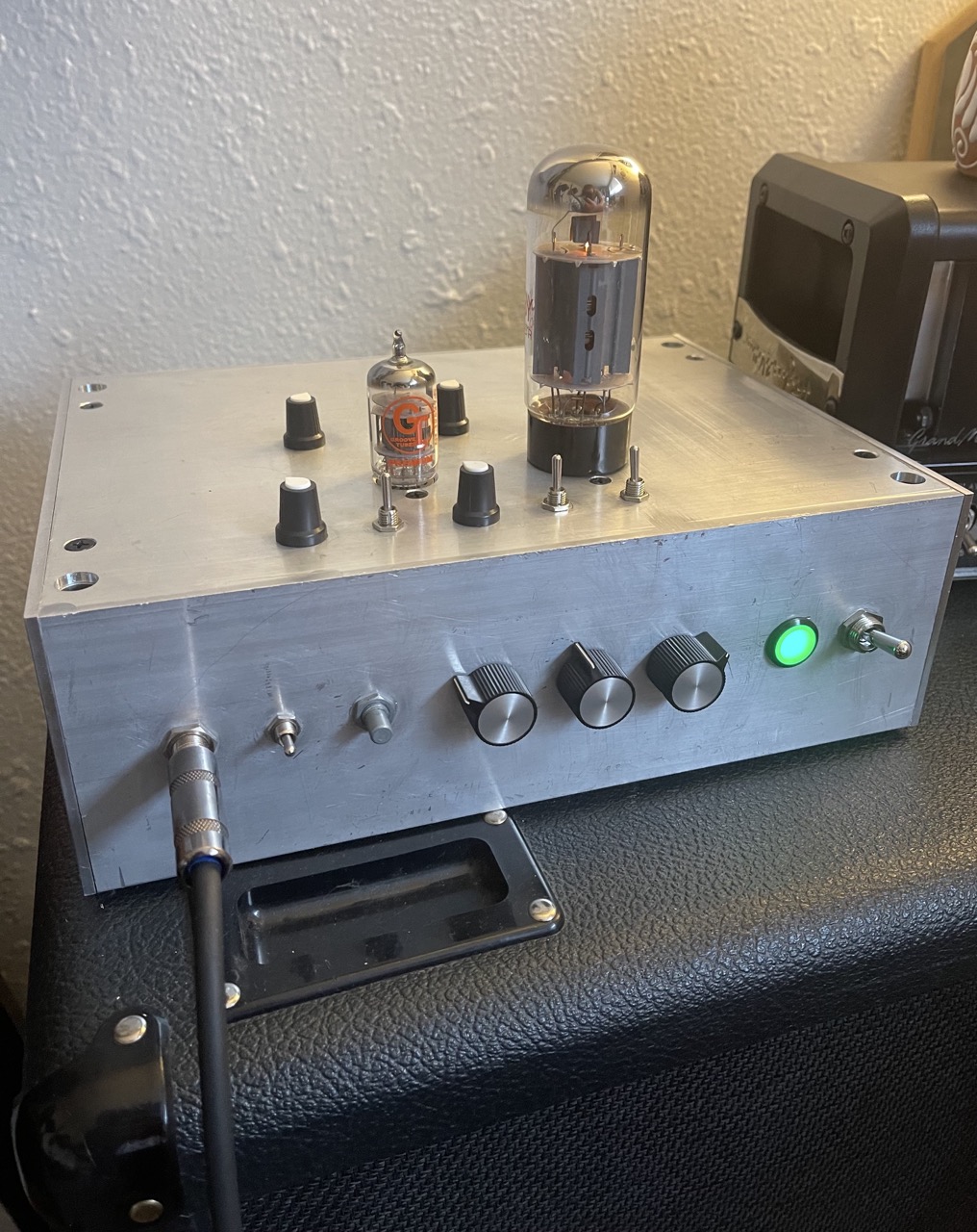 Tube amplifier